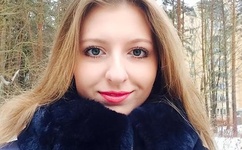 日日摸天天碰中文字幕你懂的